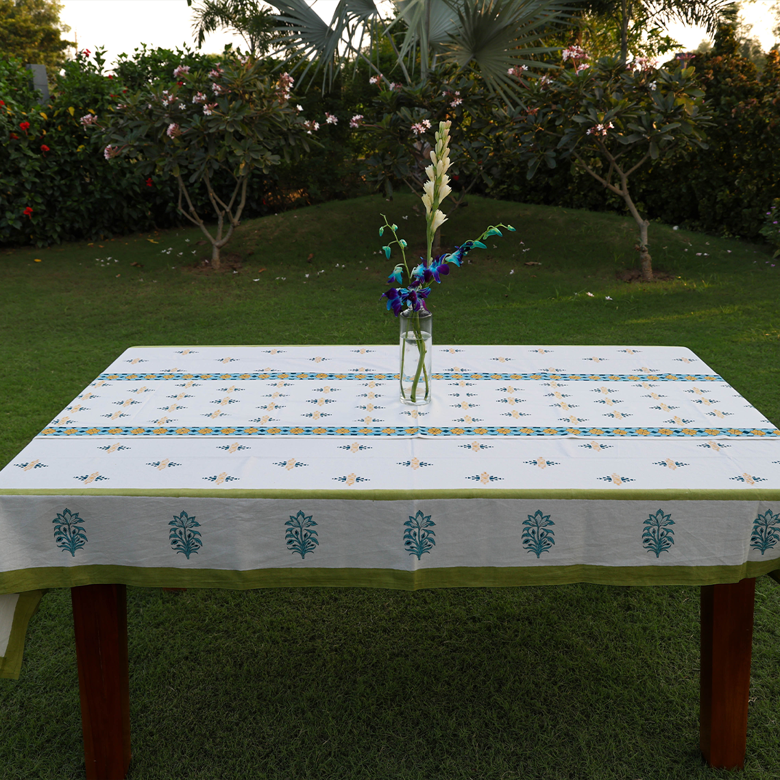 Picture of Mohak Table Cloth