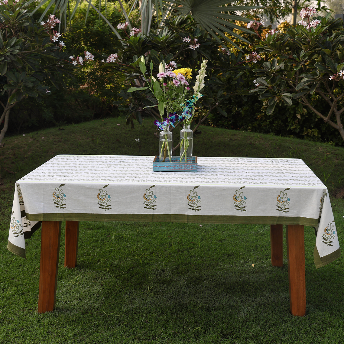 Picture of Mahek Table Cloth