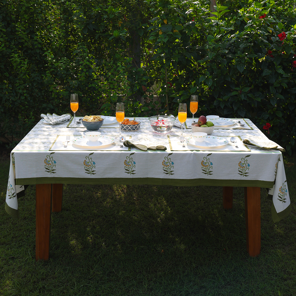 Picture of Mahek Table Cloth